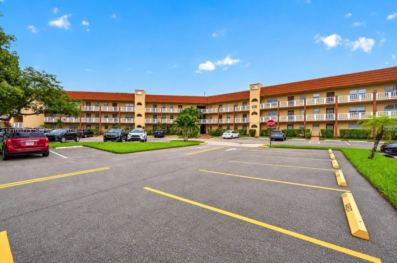 8901 Sunrise Lakes Blvd , Unit 204, Sunrise, FL 33322 Photo