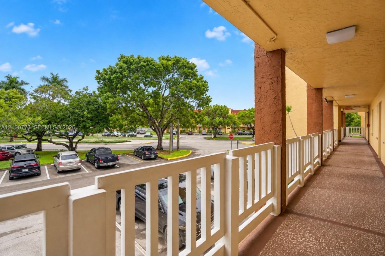 8901 Sunrise Lakes Blvd , Unit 204, Sunrise, FL 33322 Photo