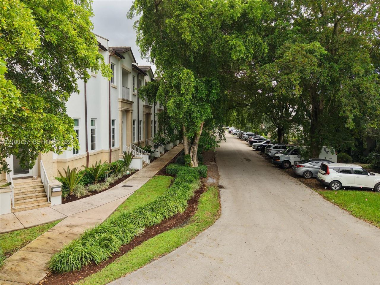 645 Santander Ave , Unit 2, Coral Gables, FL 33134 Photo
