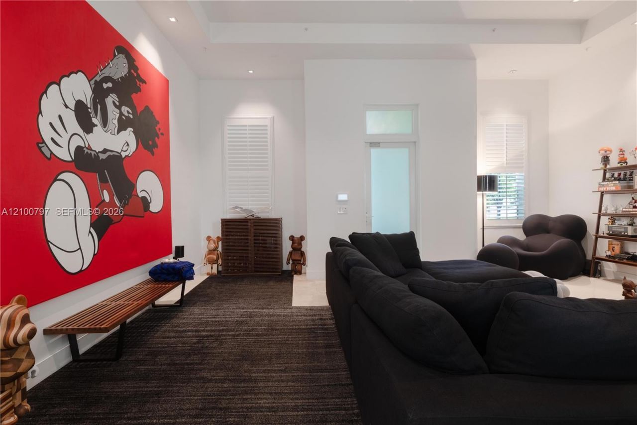 645 Santander Ave , Unit 2, Coral Gables, FL 33134 Photo