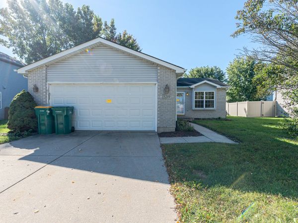 5210 Pine Trails Circle , Plainfield, IL 60586