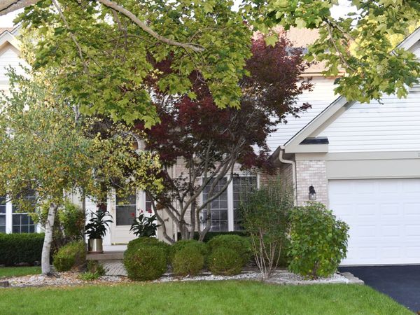 1218 Meadowlark Lane , Grayslake, IL 60030