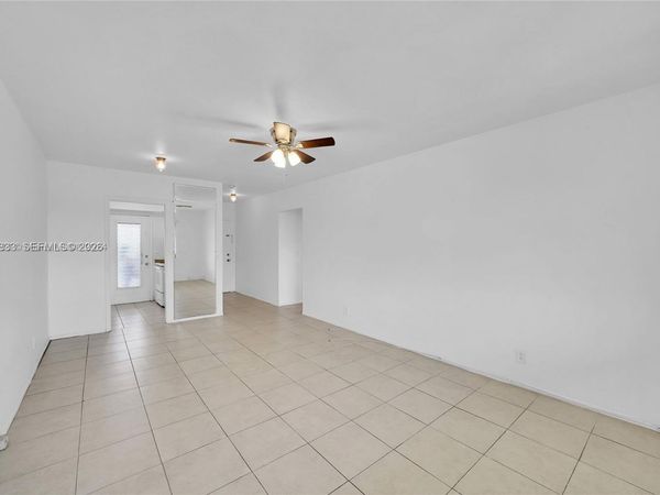1050 E SAMPLE Road, Unit 309, Pompano Beach, FL 33064