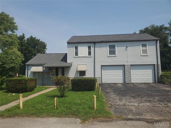 3601 Summit Avenue , East St Louis, IL 62205