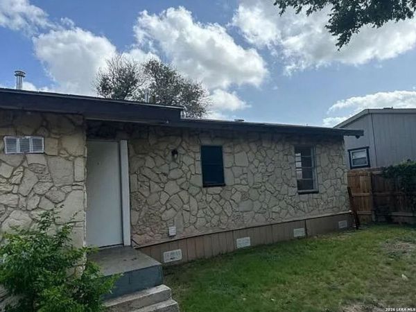 122 Bundy, San Antonio, TX 78220