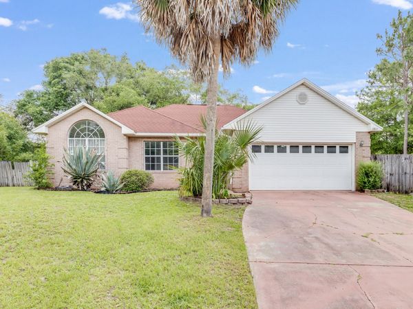 2803 MacGregor Lane, Crestview, FL 32539