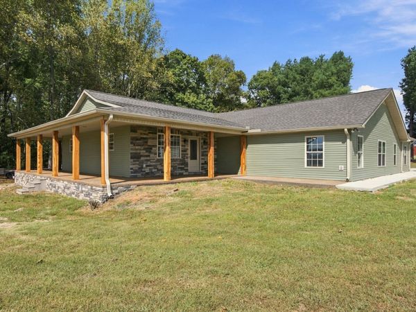 35 Tom Johnson Rd , Morrison, TN 37357