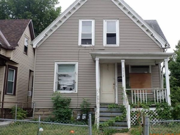 2033 W BURLEIGH STREET W, Unit 2033 A, Milwaukee, WI 53206