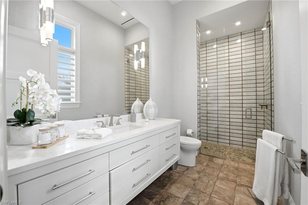 1735 Hurricane Harbor Ln , Naples, FL 34102 Photo