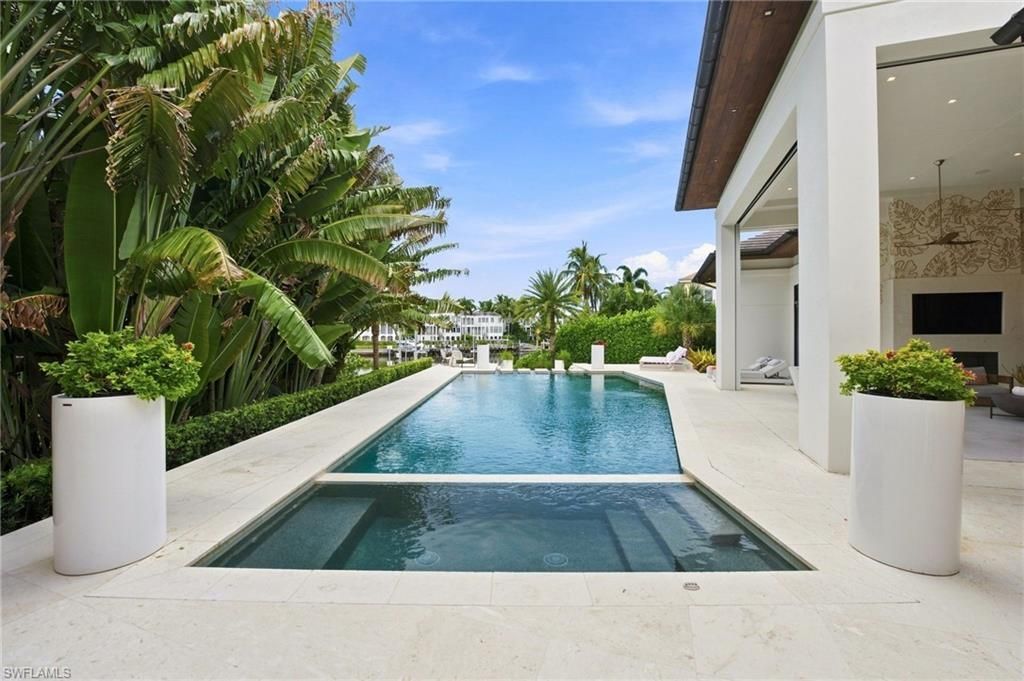1735 Hurricane Harbor Ln , Naples, FL 34102 Photo