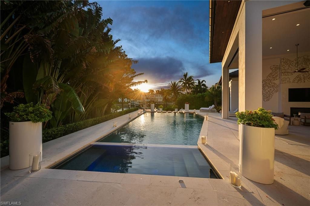 1735 Hurricane Harbor Ln , Naples, FL 34102 Photo