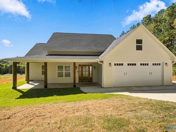 364 Nixon Drive, Guntersville, AL 35976