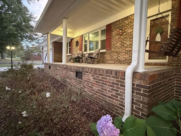 1010 9th Street NW, Arab, AL 35016