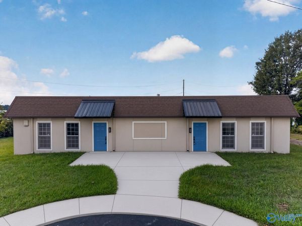 1406 Rainbow Drive, Gadsden, AL 35901