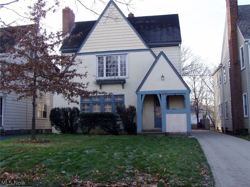 17628 Winslow Road , Unit DOWN, Shaker Heights, OH 44120 Photo 1