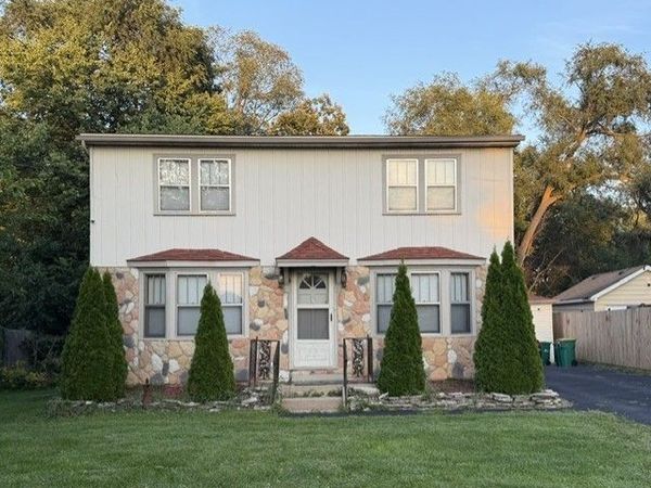 19 Arlington Lane , Fox Lake, IL 60020