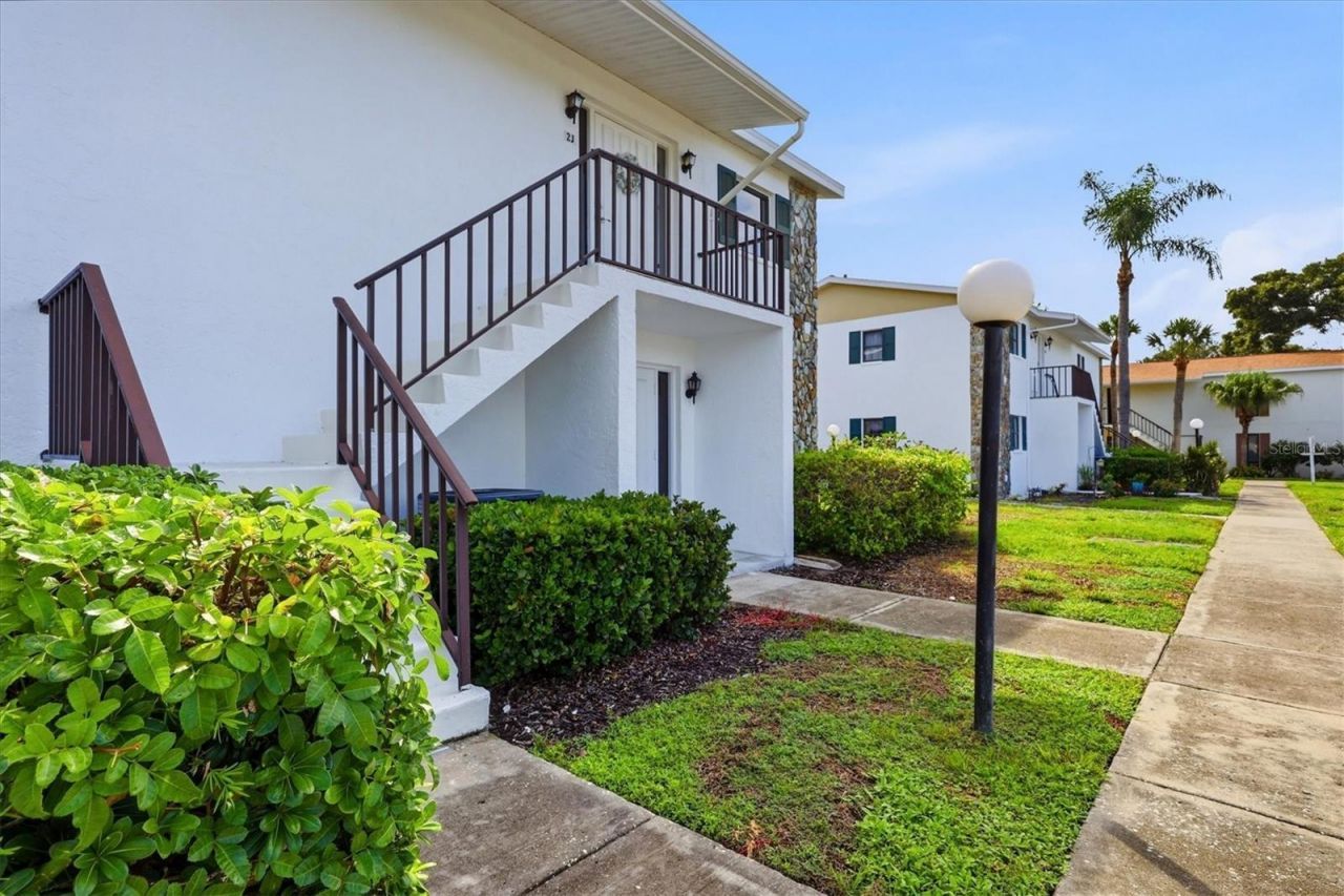 5400 34th Street W, Unit 2J, Bradenton, FL 34210 Photo