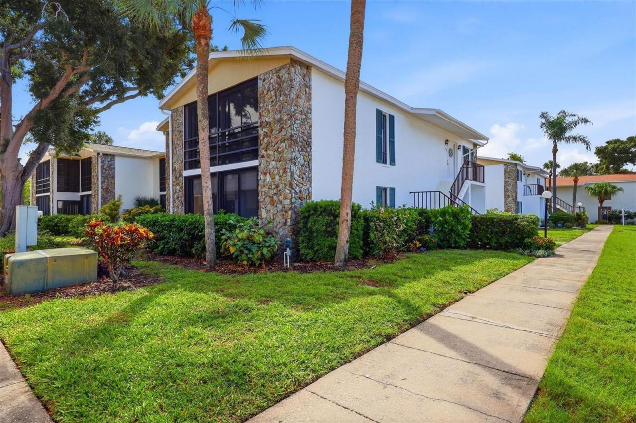 5400 34th Street W, Unit 2J, Bradenton, FL 34210 Photo