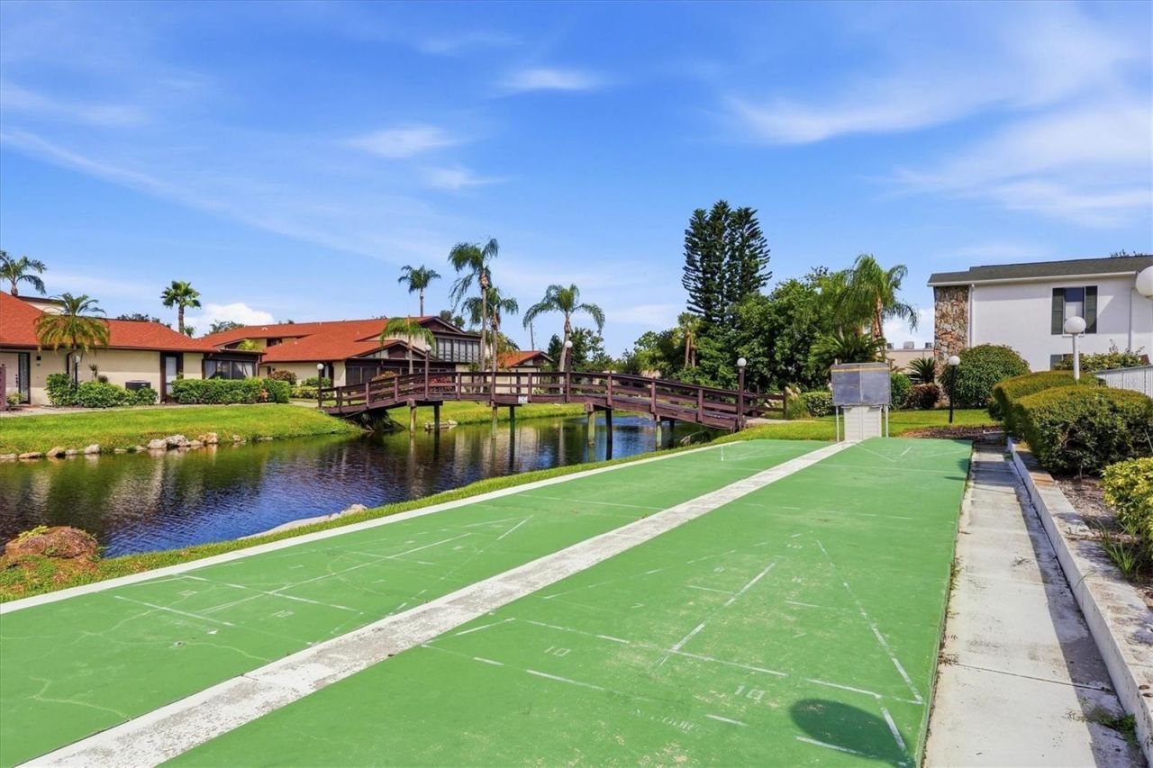 5400 34th Street W, Unit 2J, Bradenton, FL 34210 Photo