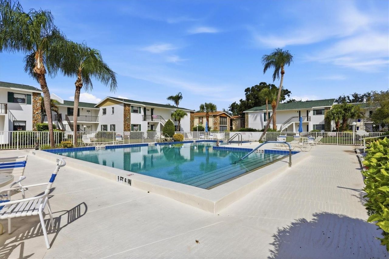 5400 34th Street W, Unit 2J, Bradenton, FL 34210 Photo