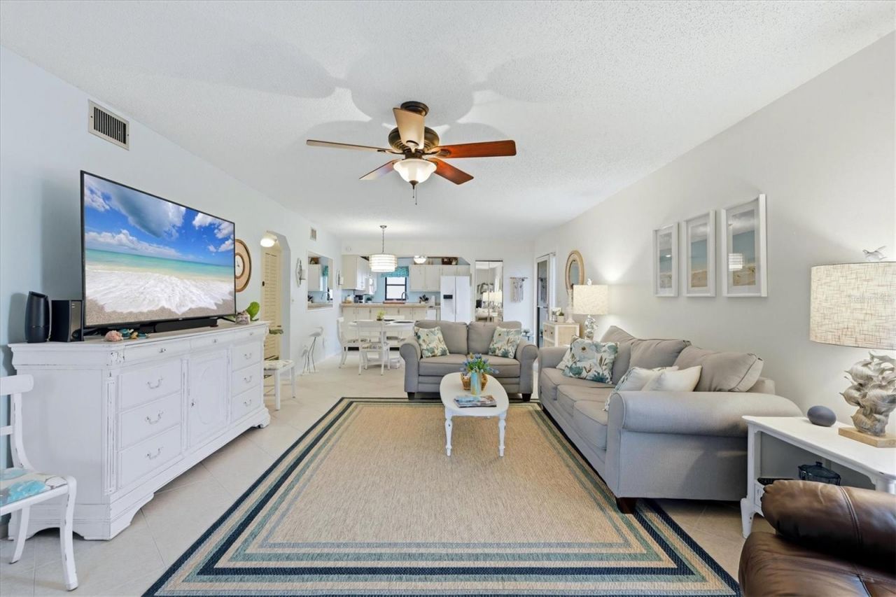 5400 34th Street W, Unit 2J, Bradenton, FL 34210 Photo