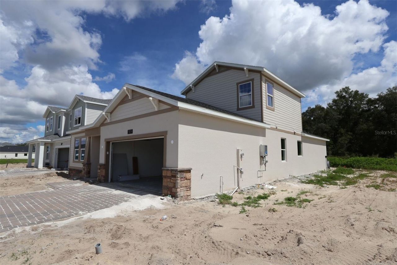 2909 Sweetgrass Lane , Zellwood, FL 32798 Photo