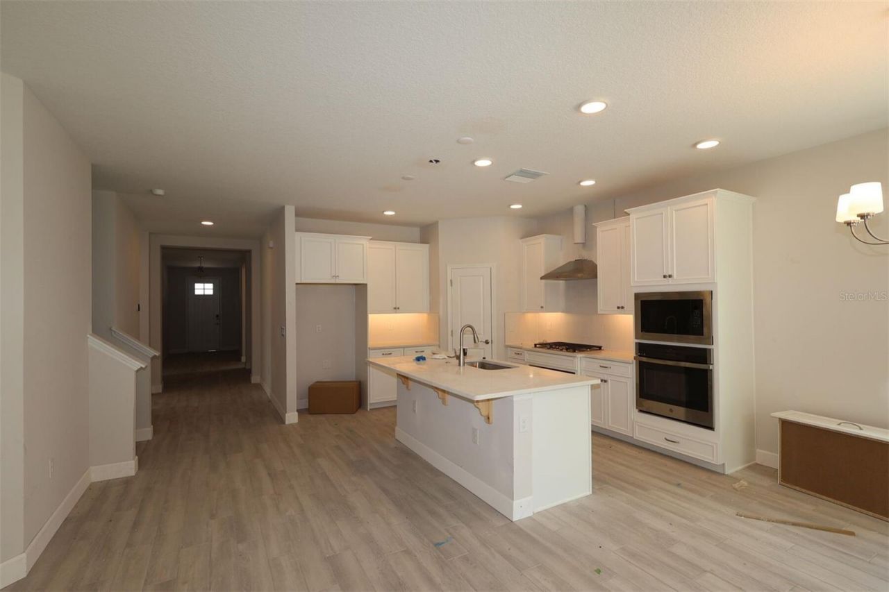 2909 Sweetgrass Lane , Zellwood, FL 32798 Photo