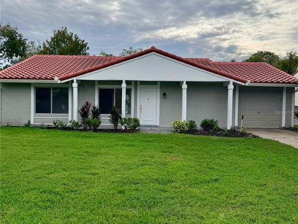 10155 DONHILL COURT , ORLANDO, FL 32821