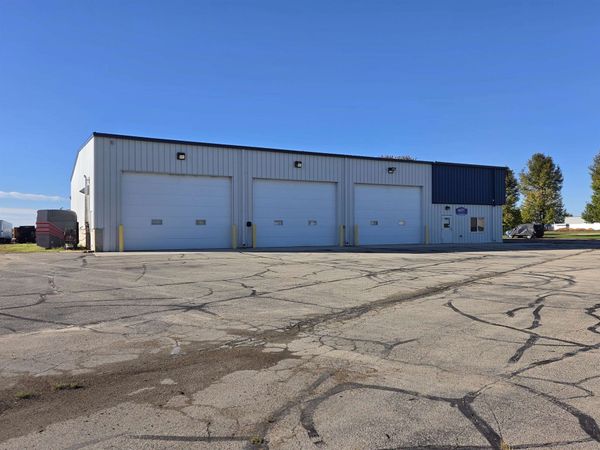 104 Mair Parkway, Arlington, WI 53911