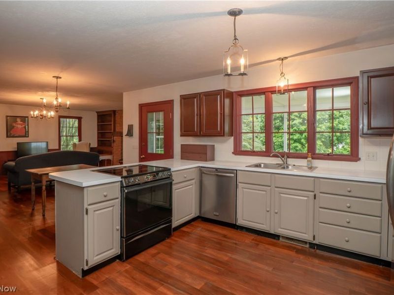 8019 Blendwood Avenue NE, Canton, OH 44721 Photo 13
