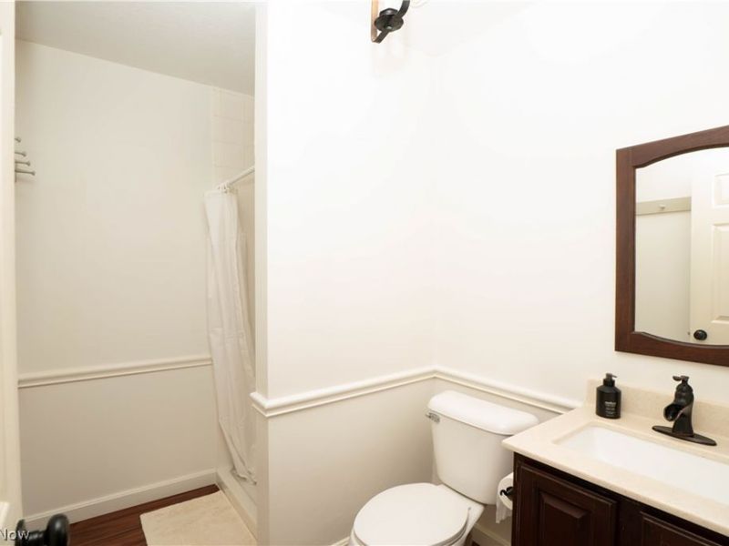 8019 Blendwood Avenue NE, Canton, OH 44721 Photo 20