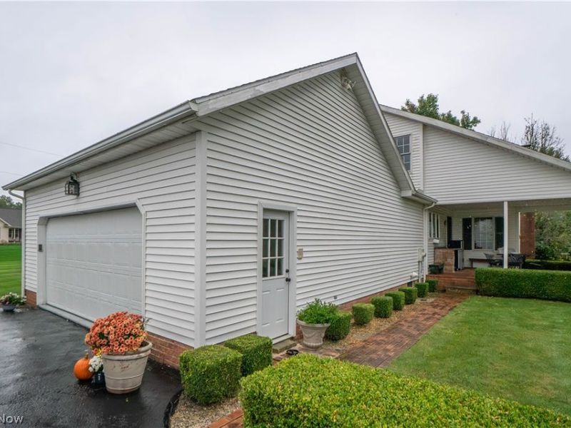 8019 Blendwood Avenue NE, Canton, OH 44721 Photo 43