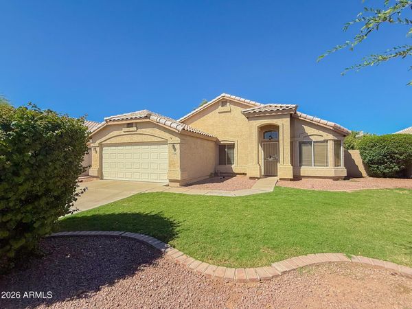 2336 E MANOR Drive, Gilbert, AZ 85296