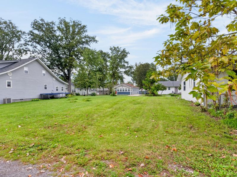 8891 Walnut Street, Lakeview, OH 43331 Photo 2