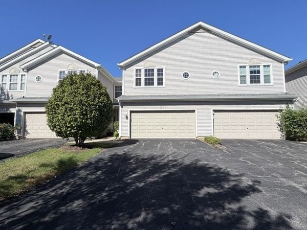 764 Panorama Court , Aurora, IL 60502