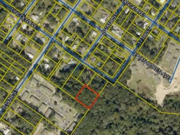 TBD 17th Street, DeFuniak Springs, FL 32435