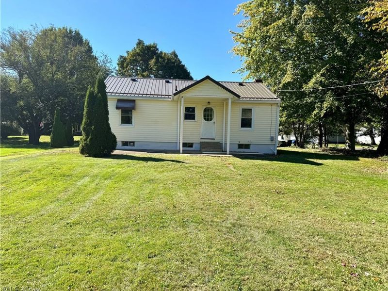 1400 S 15th Street, Coshocton, OH 43812 Photo 4