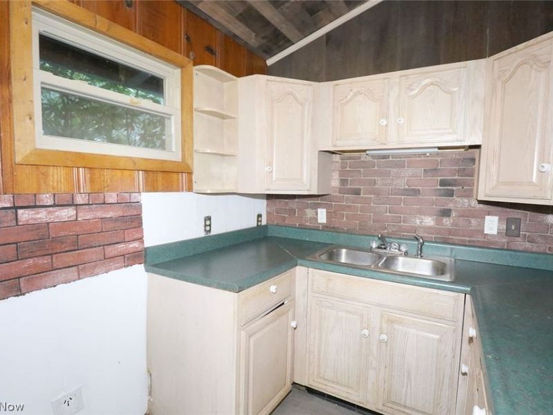 3793 Township Road 242, Toronto, OH 43964 Photo 10