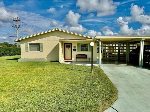 2311 Narcissus CT , LEHIGH ACRES, FL 33936