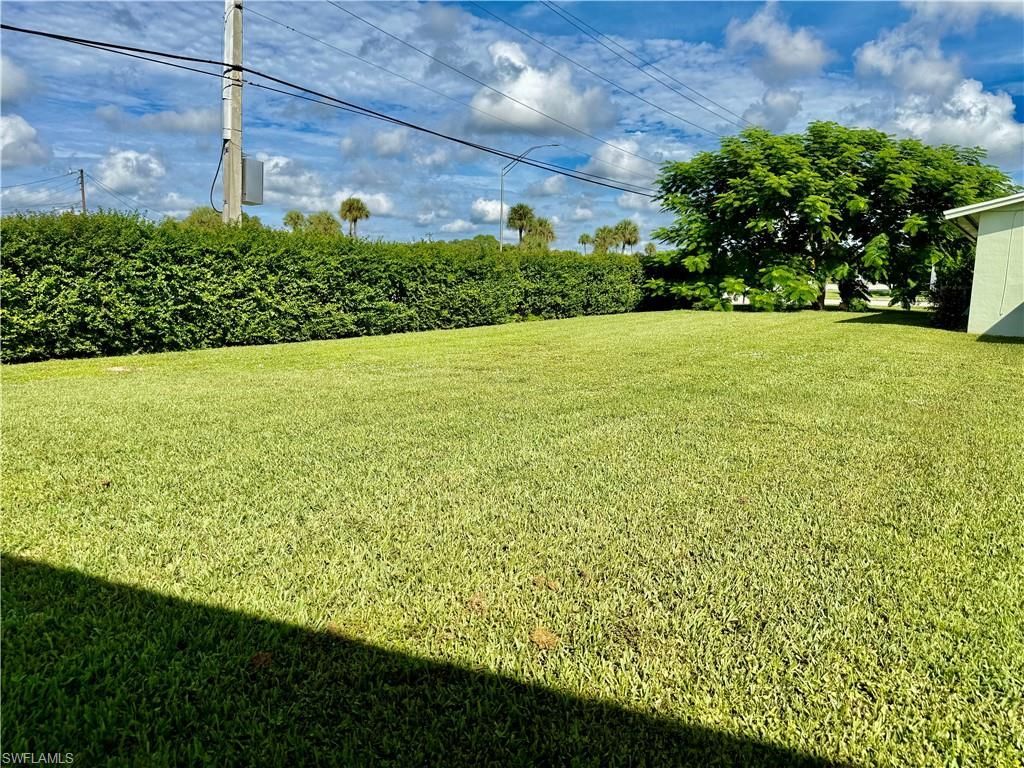 2311 Narcissus Ct, Lehigh Acres, FL 33936 Photo