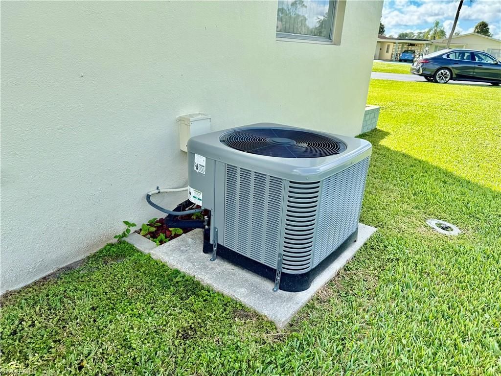 2311 Narcissus Ct, Lehigh Acres, FL 33936 Photo