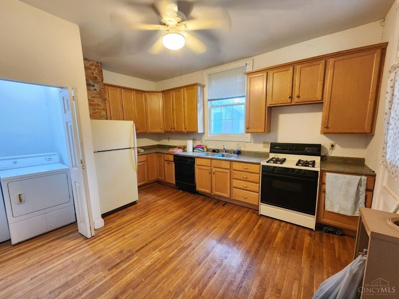 1940 Fairfax Avenue, Cincinnati, OH 45207 Photo 3