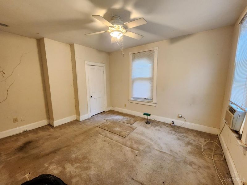 1940 Fairfax Avenue, Cincinnati, OH 45207 Photo 4