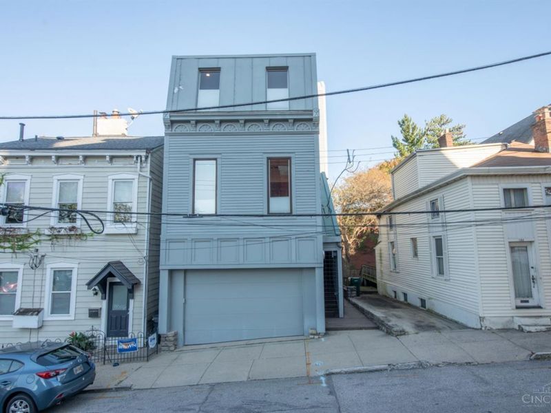 1104 St Paul Place, Cincinnati, OH 45202 Photo 3