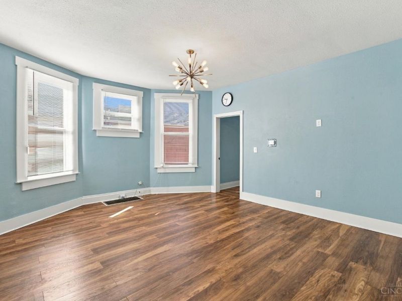 6026 Hamilton Avenue, Cincinnati, OH 45224 Photo 5