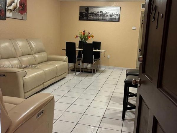 Unit 321, Hialeah, FL 33012