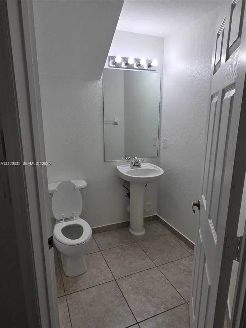 10885 NW 89th Ter , Unit 202, Doral, FL 33178 Photo