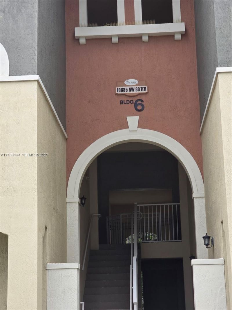 10885 NW 89th Ter , Unit 202, Doral, FL 33178 Photo