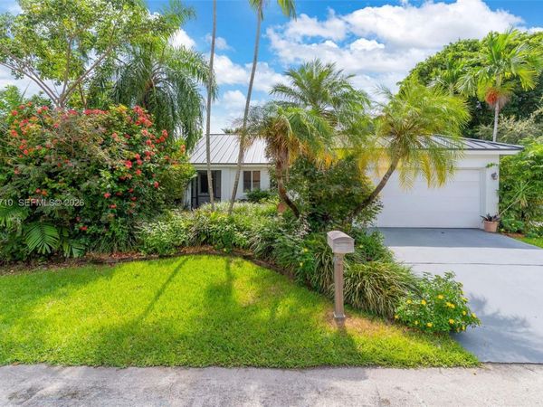 8514 SW 209th Ln, Cutler Bay, FL 33189