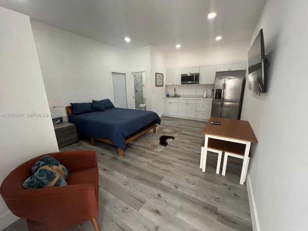 Unit 1, Miami, FL 33185